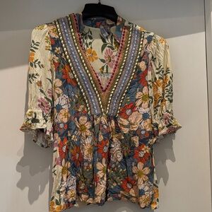 BL NK v-Neck Floral Boho Peasant Top in Multicolor